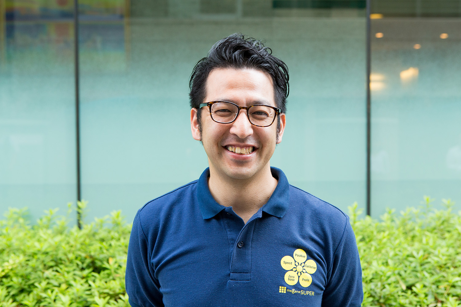 生活の一部としての眼鏡を提供する、スペシャリスト