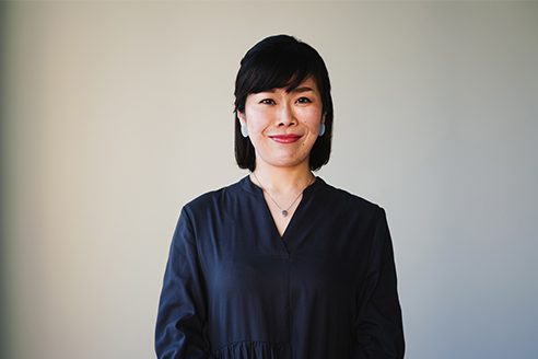 乾 由美